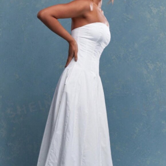 Corset Bust Pleated Strapless Bandeau Maxi Dress with Pockets - Picture 5 of 9